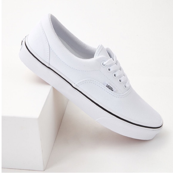 Vans Era True White Canvas Unisex Low Profile Skate Shoes Size W8/M6.5 - Picture 1 of 15